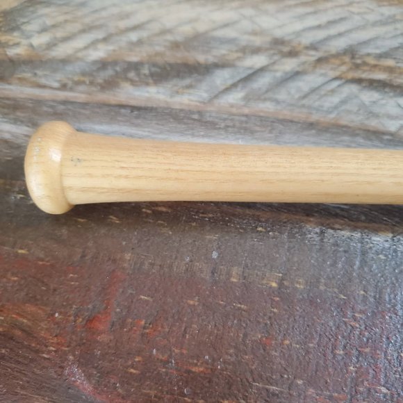 Vintage T.E.I. Boston Red Sox Wood 18" Mini Baseball Bat MLB - 1998 - Picture 4 of 7